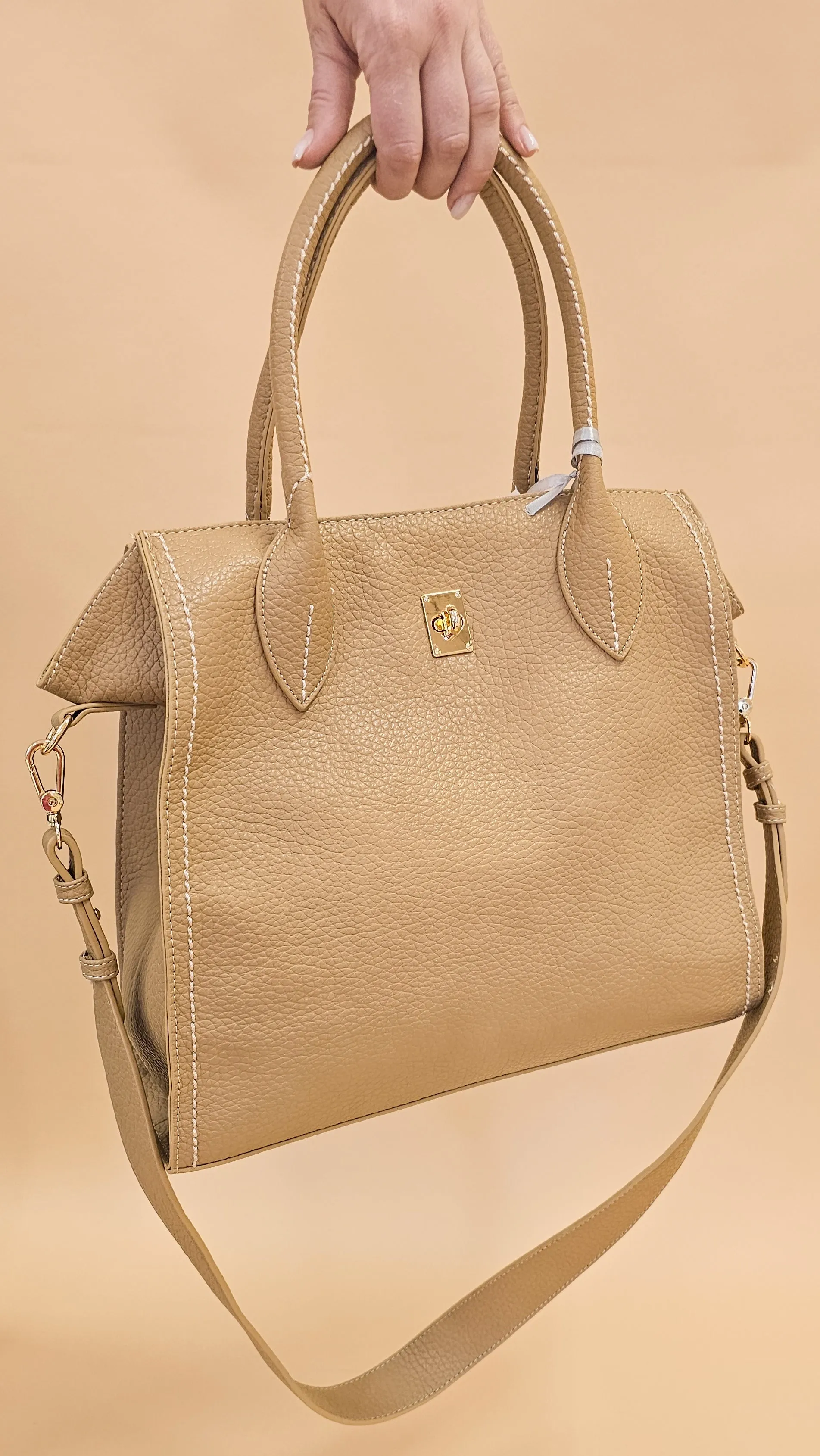 Bonnie Brown- Bag