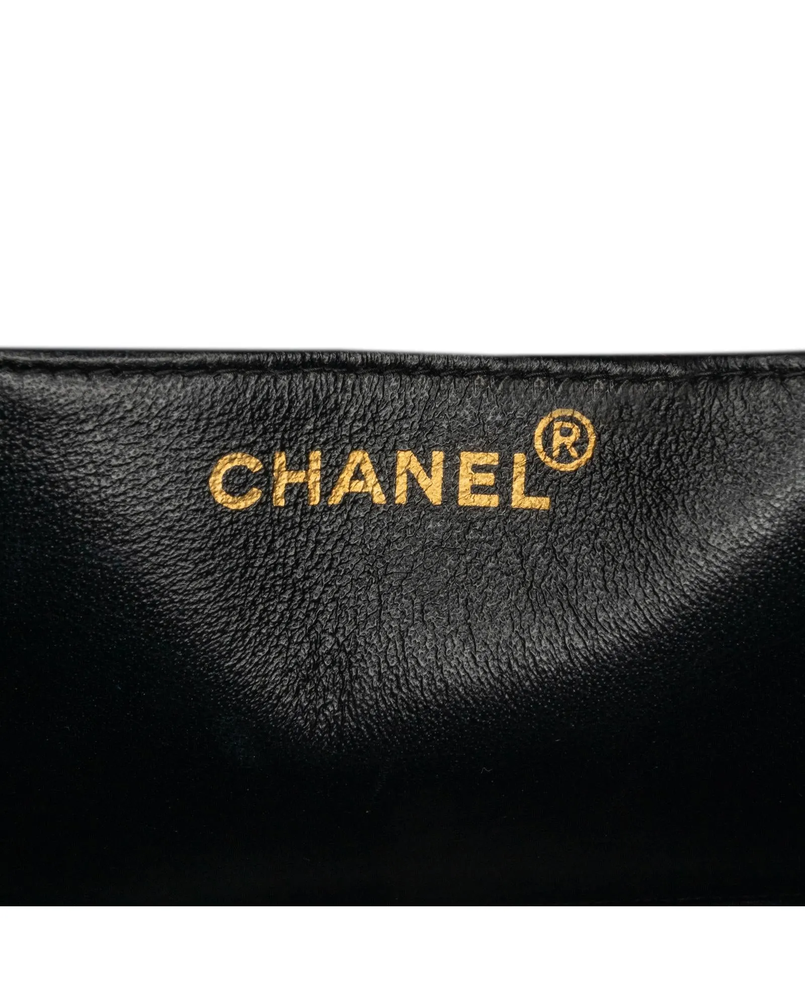 Jumbo Classic Lambskin Single Flap Shoulder Bag with Quilted Design and Chain Straps