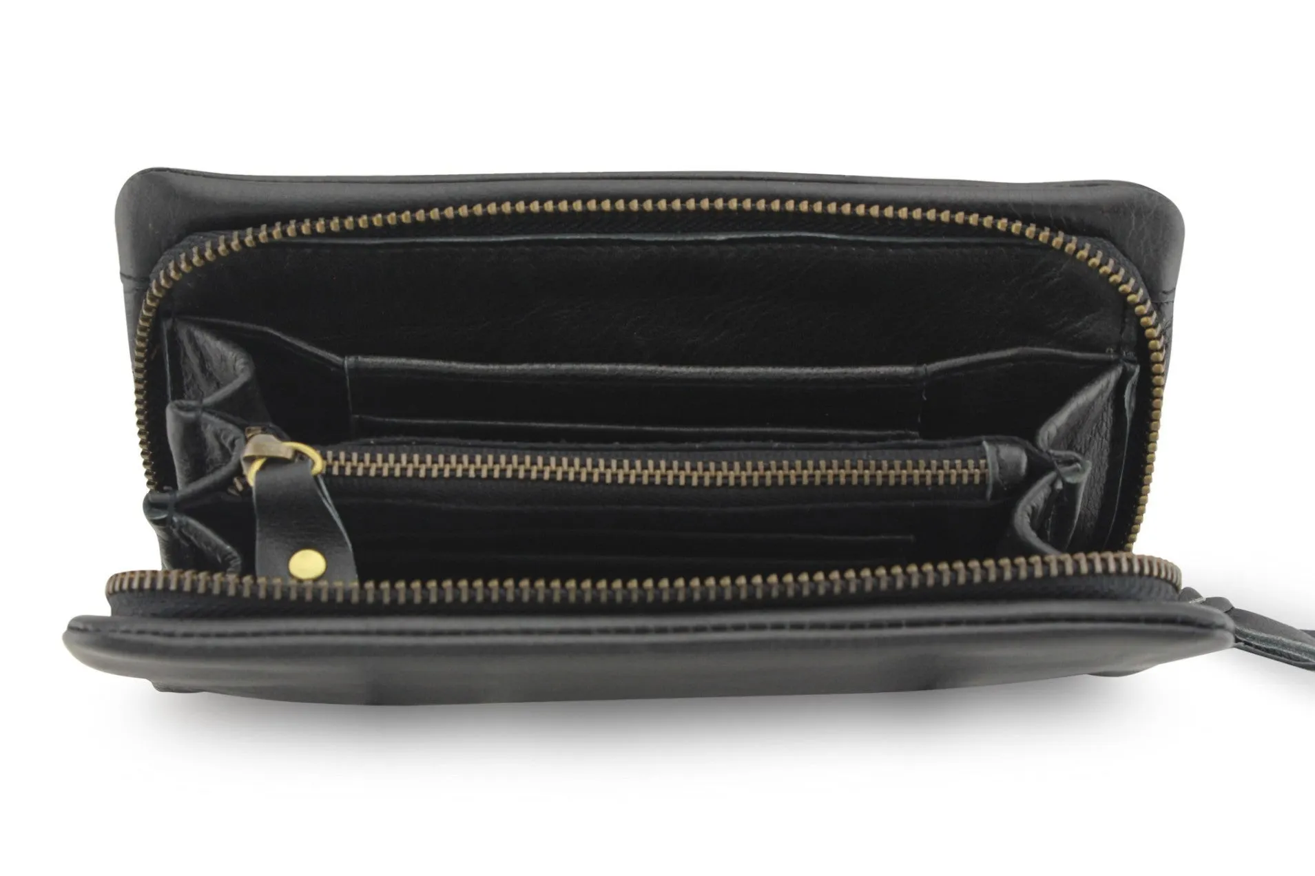 LEATHER PURSE IN BLACK