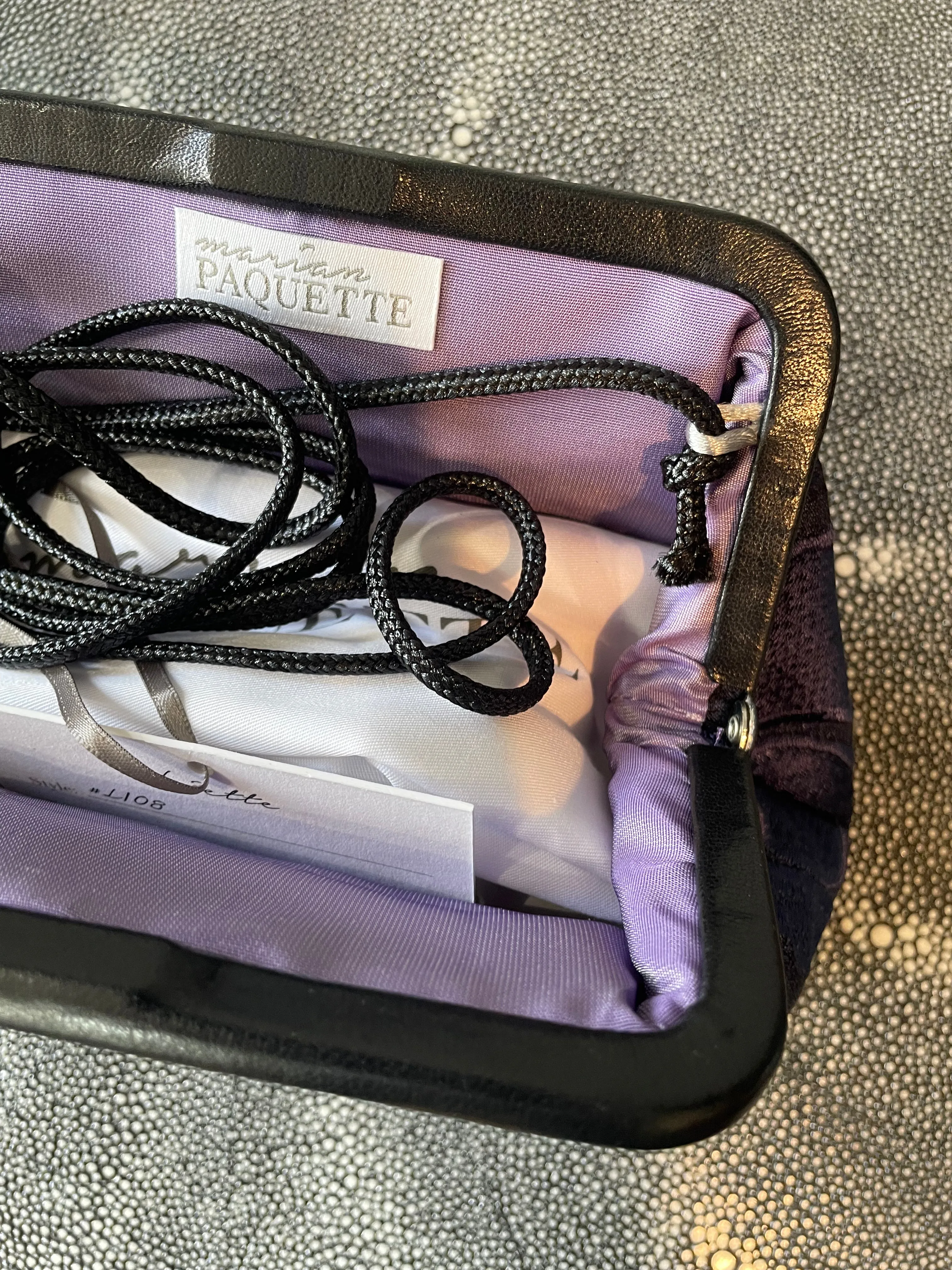 Liette Navy/Black Velvet Clutch