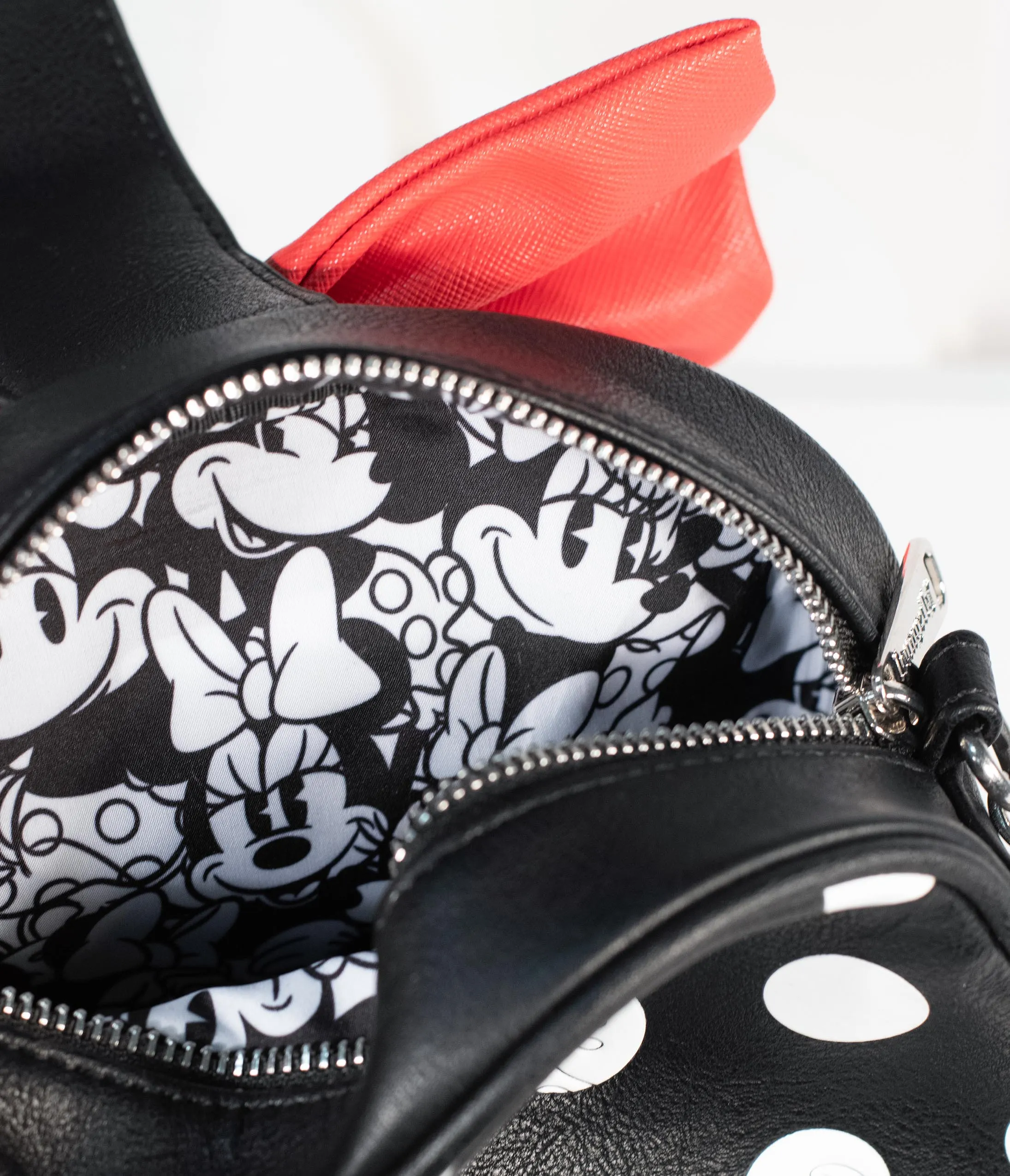 Loungefly Minnie Mouse Big Red Bow Disney Purse