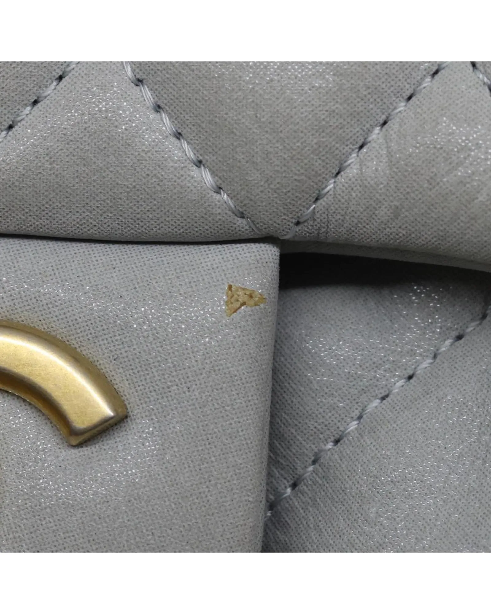 Matelasse Lamb Skin Double Chain Shoulder Bag with CC Logo Design