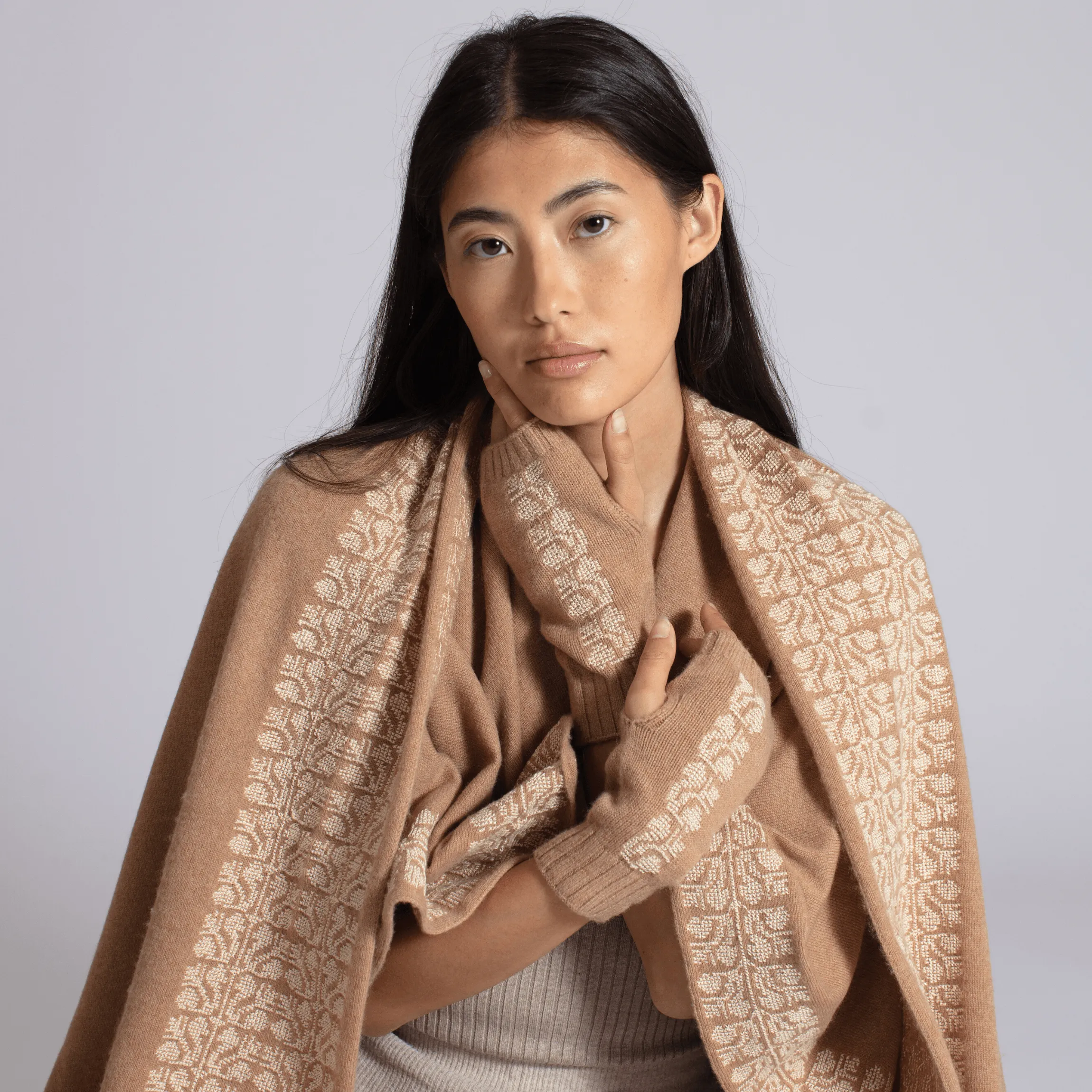 RHUM CASHMERE MITTENS