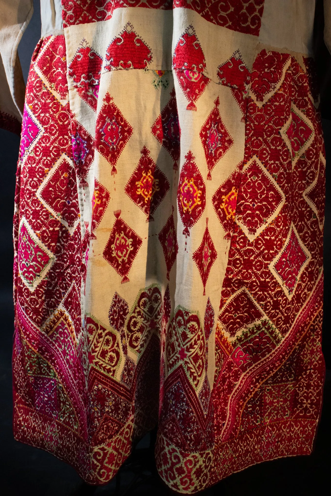 Swat Valley Fuchsia   Embroidered Bodice  White  Tunic