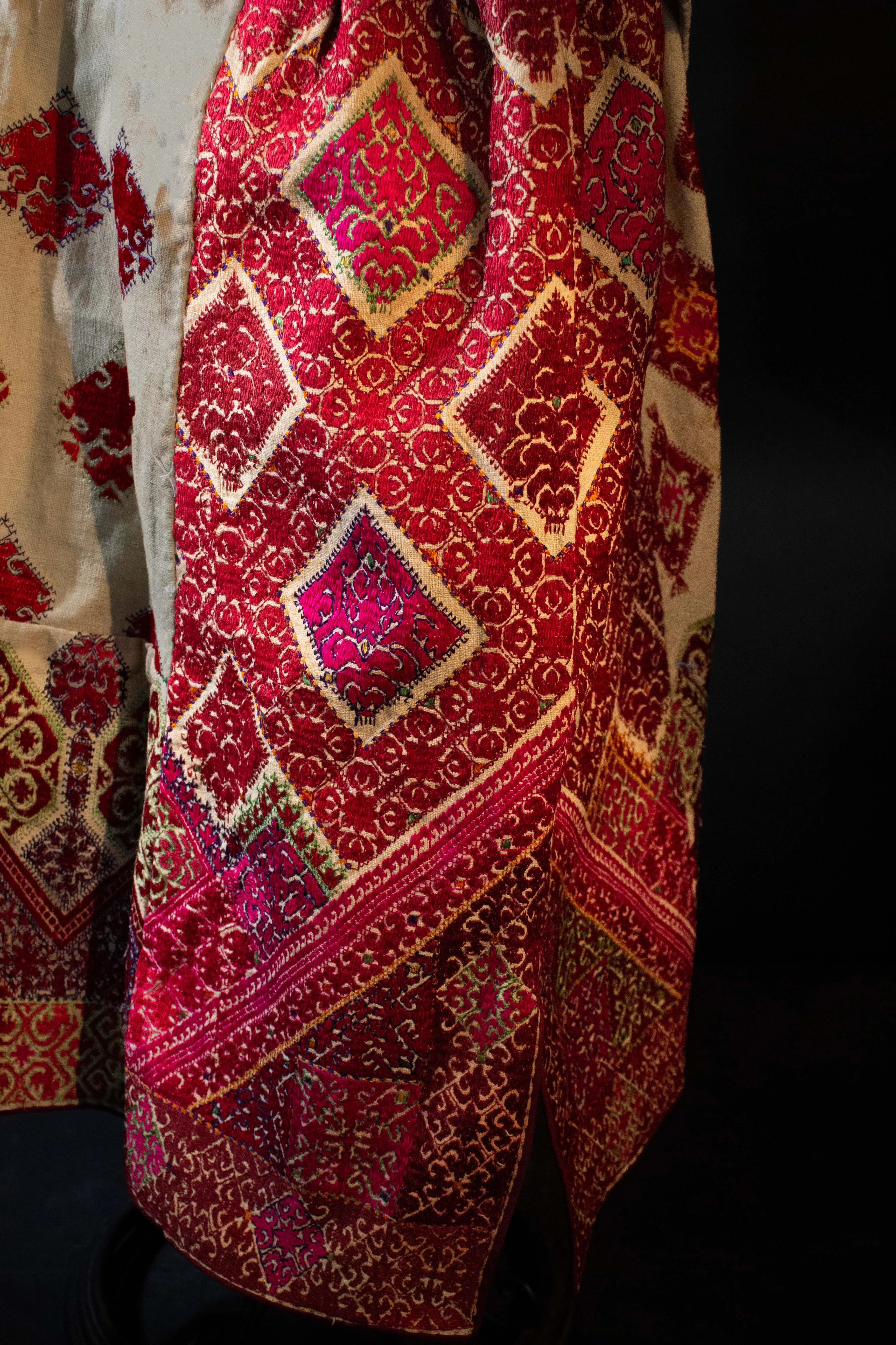 Swat Valley Fuchsia   Embroidered Bodice  White  Tunic